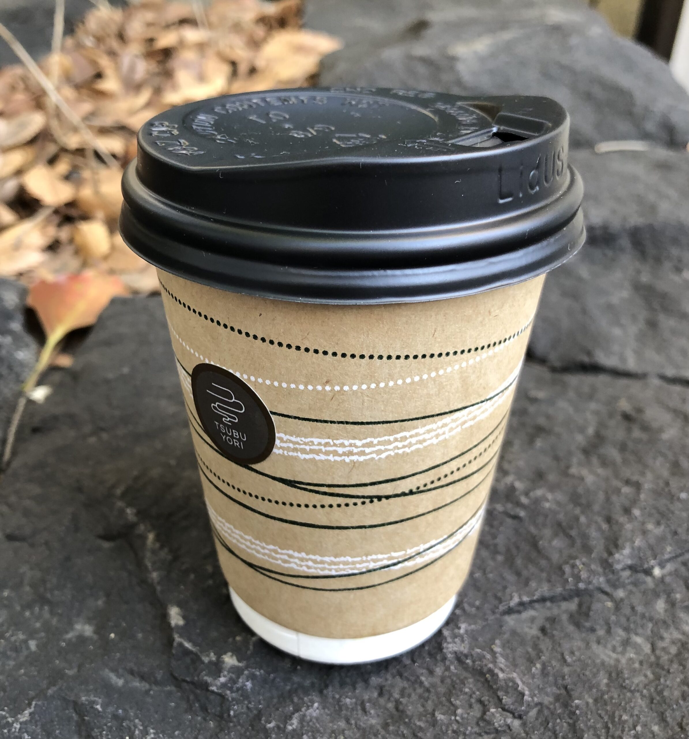 コーヒーのテイクアウト専門店